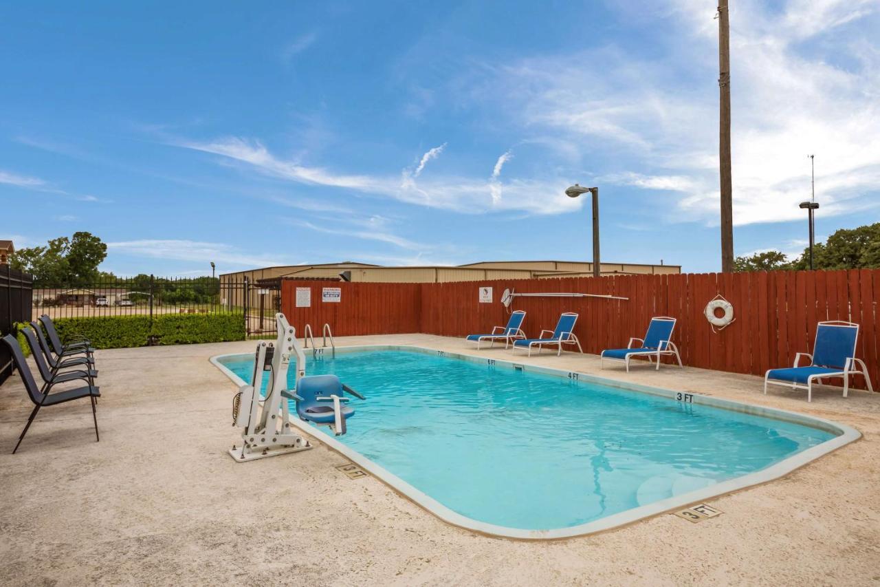 Surestay Hotel By Best Western Rockdale Eksteriør billede