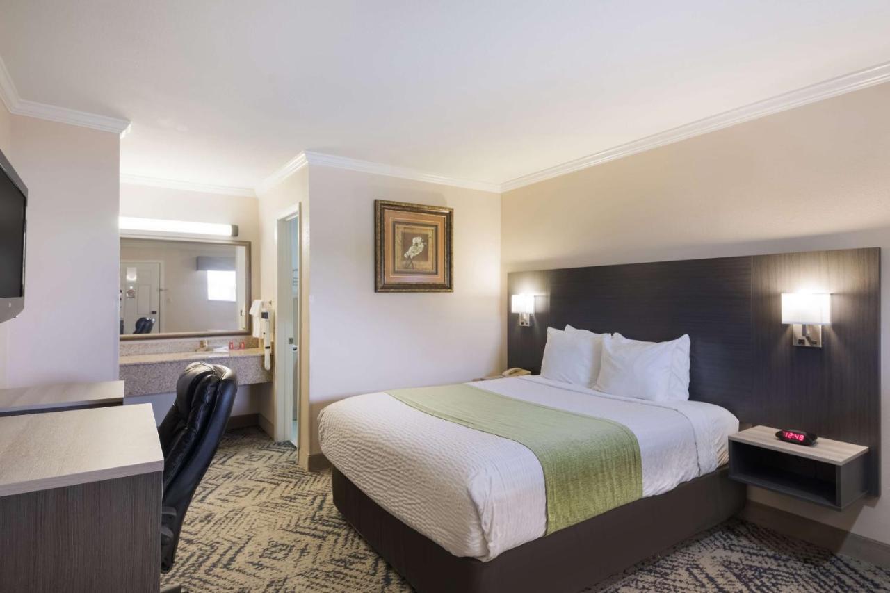 Surestay Hotel By Best Western Rockdale Eksteriør billede