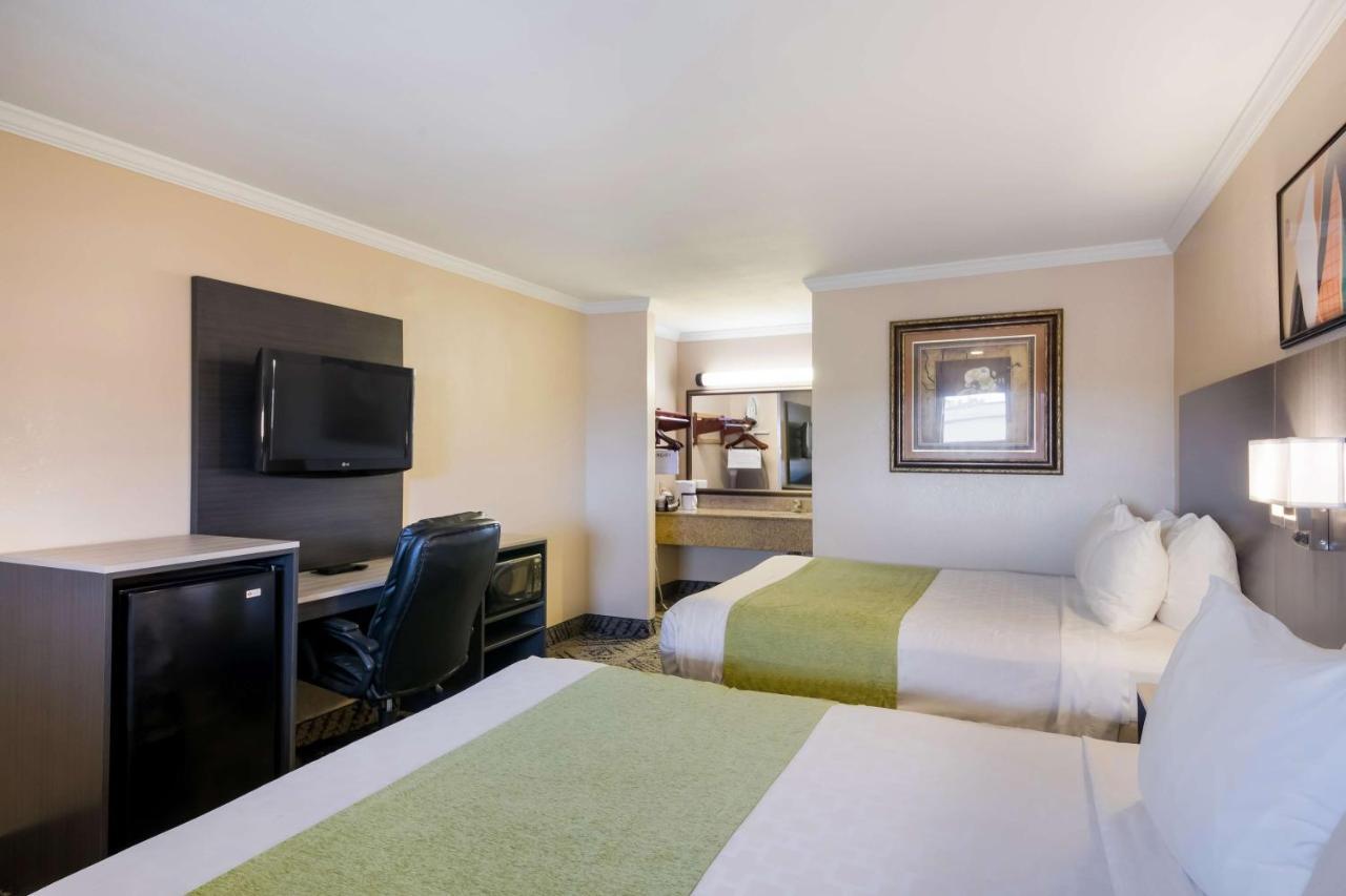 Surestay Hotel By Best Western Rockdale Eksteriør billede