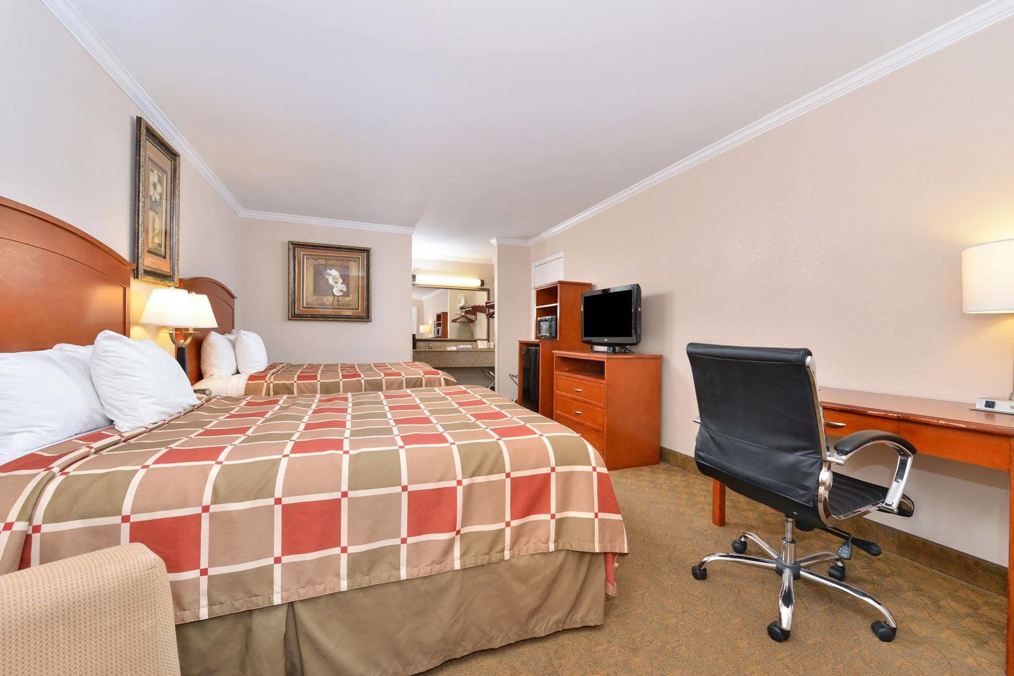 Surestay Hotel By Best Western Rockdale Eksteriør billede